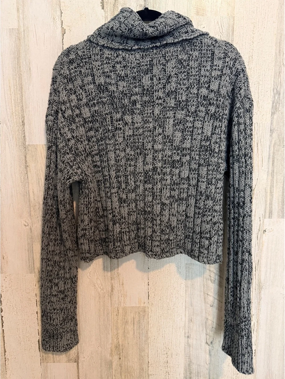 Urban Outfitters Women’s M/M Gray Chunky Knit Cropped Cowl Neck Sweater